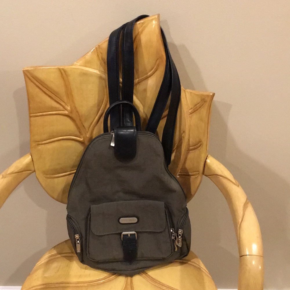 Baggallini backpack